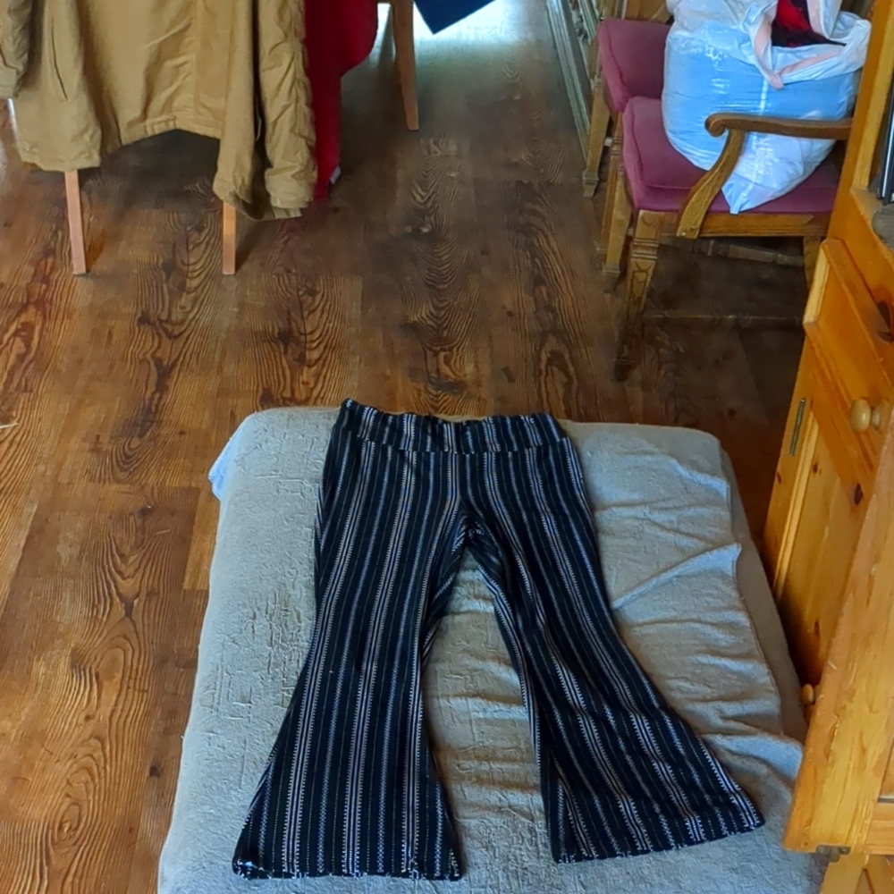 Flared leggings
